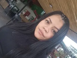 Yesica_606  live sex cam