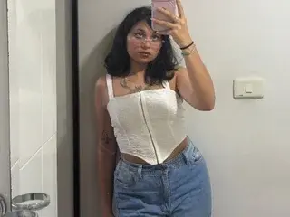 Princesscutte  live sex cam