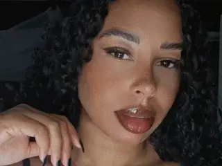 Bigbootyjaydaxo  live sex cam