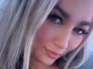 Irishtashxx  live sex cam
