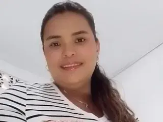 Katherine_vv  live sex cam