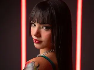 MiiaFoster  live sex cam