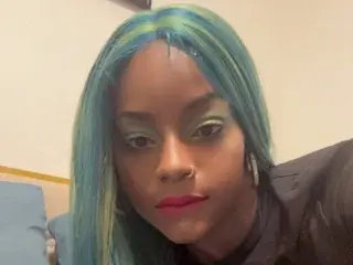 SinSavvy  live sex cam