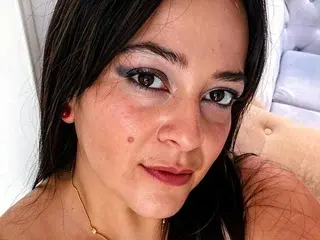 Cristalvonne  live sex cam