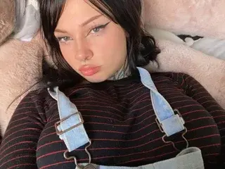 Kat_Cirice18  live sex cam