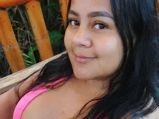BellaaRosee18  live sex cam