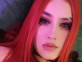 Lorraine_Evans  live sex cam