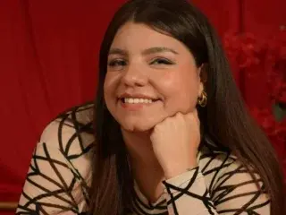 DaniiaMiller  live sex cam