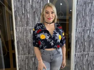 KristalCyrus  live sex cam