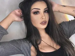 Macarena20  live sex cam