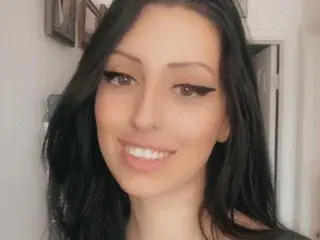 MistressSutana  live sex cam
