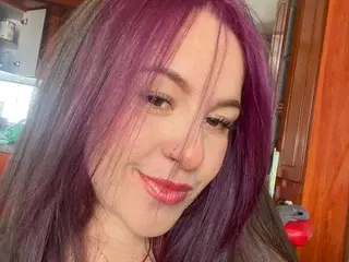 Carlota_petite  live sex cam