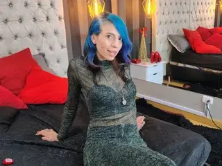 CloeForts  live sex cam