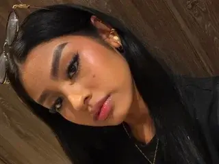 MARCIEVIL  live sex cam