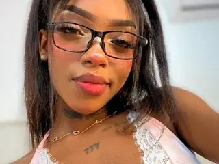 CahitlynBel  live sex cam