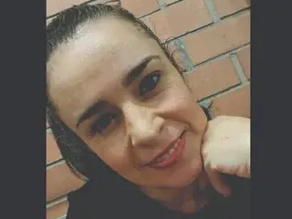 Angelic_serenity  live sex cam