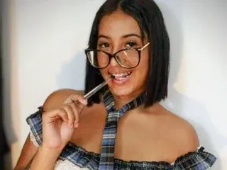 Vfridaper  live sex cam