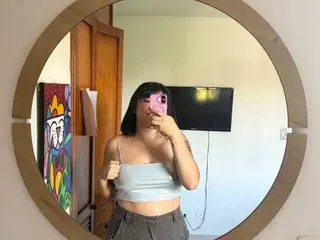 Aria_Bloom  live sex cam