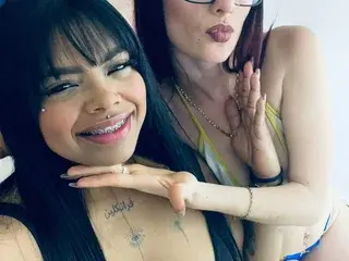 LunaAndRose  live sex cam