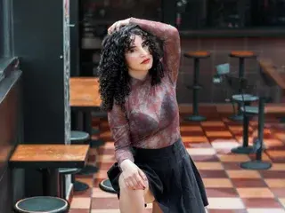 PenelopeRoosse  live sex cam