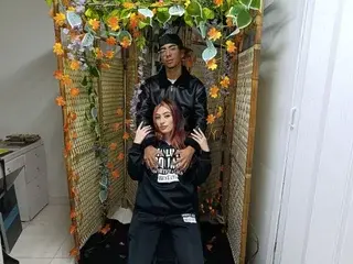Roseandologan  live sex cam