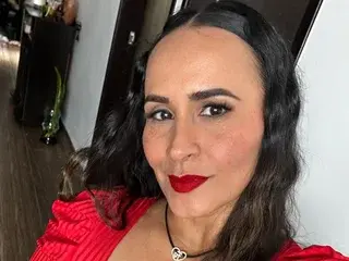 SaraCharmy  live sex cam