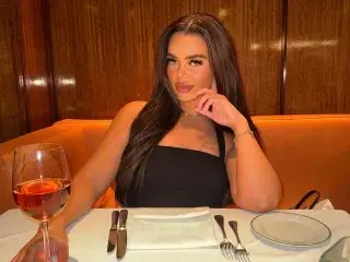 Brunette_bunnyxo  live sex cam
