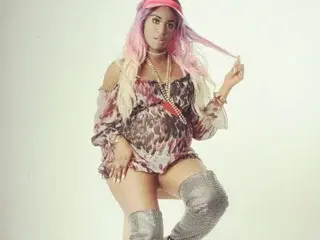 PrettiestBonie  live sex cam
