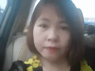 Sky_Yourlove  live sex cam