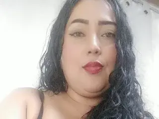 MiaCOllins70  live sex cam