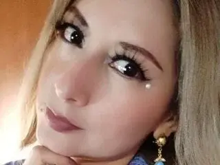 EvelynnMiiller  live sex cam
