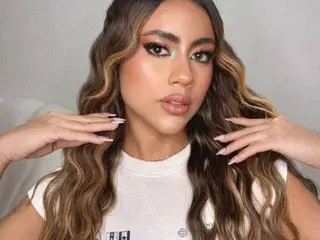 ISABELLE104  live sex cam