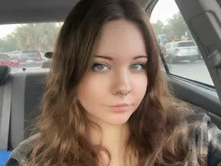 Hunnnybunz  live sex cam