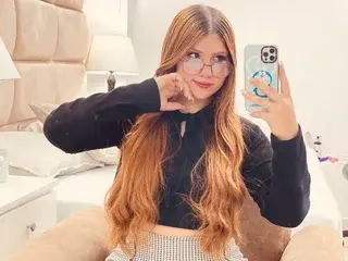 EimmyJonns  live sex cam