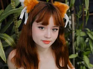 MollyRusssell  live sex cam