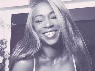 PillowTalkGuru  live sex cam