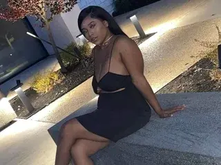 LuqaBrasil  live sex cam