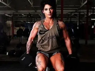 NiceMuscleGirlXZXZ  live sex cam