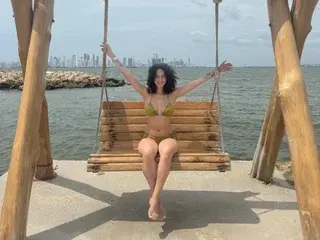 Thaliacollins88  live sex cam