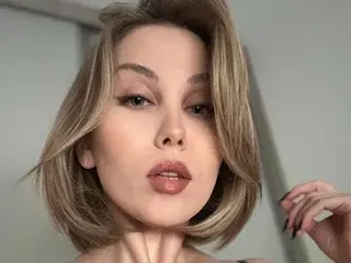 YesMissAlexandra  live sex cam