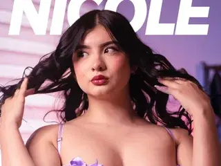 SweetlyNicolle  live sex cam