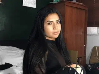 Mia_moon019  live sex cam