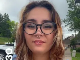 Pepamarie23  live sex cam