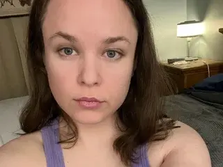 Carharttcutie  live sex cam