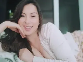 ValeriaVega  live sex cam