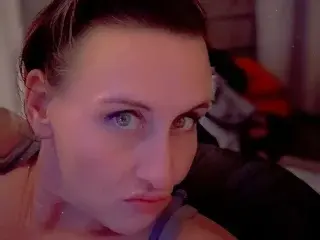 DesireDiamondPrinny  live sex cam