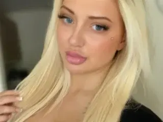 Babybrandiii  live sex cam