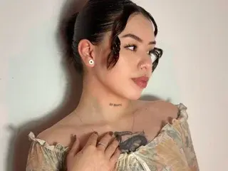 ElizabethWet  live sex cam