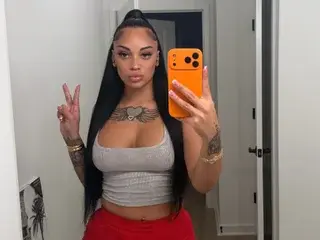 RawhoneyyXXX  live sex cam