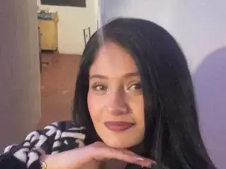 Tangled_Temptation  live sex cam